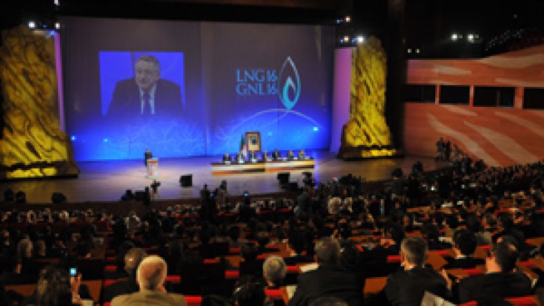 ندوة الغاز فشلت والجزائر مهددة بالإفلاس