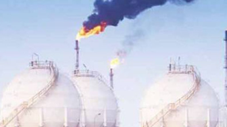 تحقيقات في تصدير الغاز الجزائري إلى تونس دون رقابة جمركية