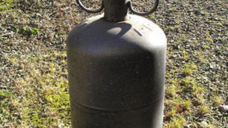 شاب يفجر قارورة غاز هربا من محاصرة الأمن ببلعباس