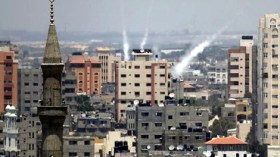 الطيران الإسرائيلي يستهدف مساكن قياديي حماس