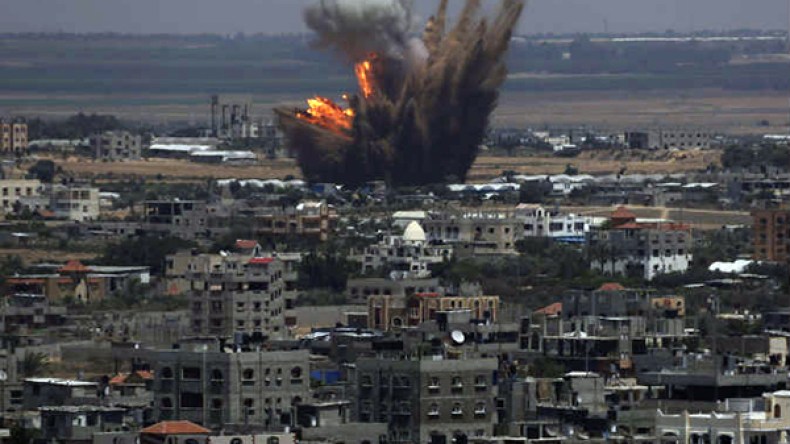 الطيران الإسرائيلي يواصل قصف غزة