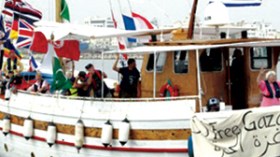 أسطول الحرية ينطلق نحو غزة وسط تهديدات إسرائيلية باعتقال المشاركين