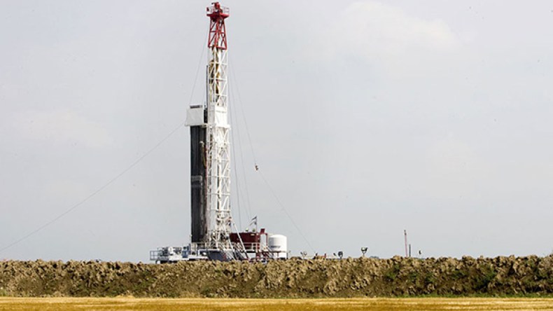 سكان عين صالح يجددون رفضهم المطلق استغلال الغاز الصخري