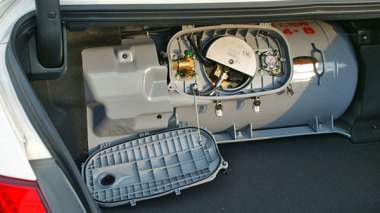 Guitouni: la conversion au Sirghaz freinera l’importation du carburant