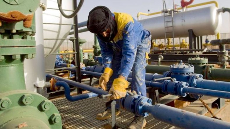 10 آلاف برميل نفط و6 ملايين متر مكعب غاز زيادة يومية بحوض بركين