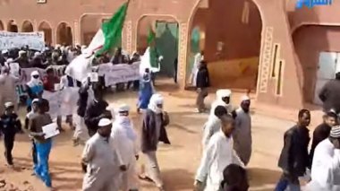 عين صالح.. تواصل المسيرات الإحتجاجية ضد الغاز الصخري