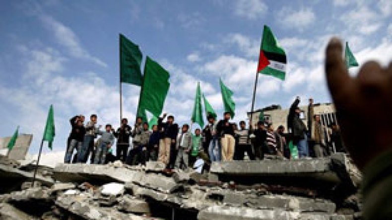 خلافات حول من يقود عملية إعادة إعمار غزة