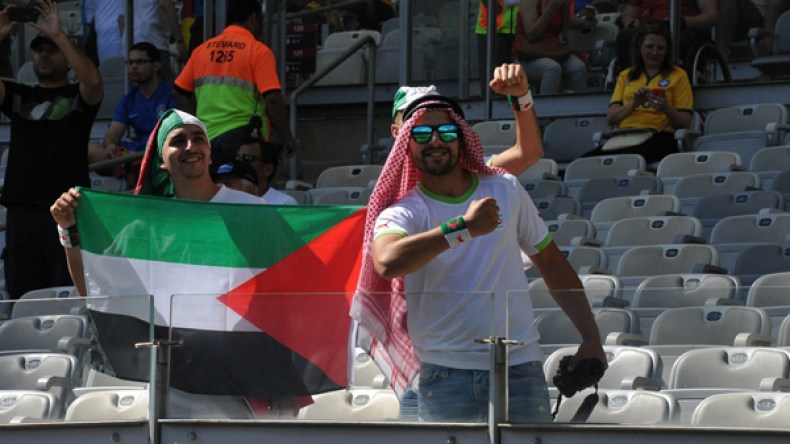 الصهاينة يعتدون على فلسطين في كل مونديال