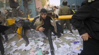 La Grande-Bretagne ordonne la fermeture de l'ambassade d'Iran