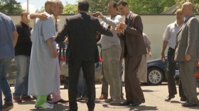 “الخضر” يؤدون صلاة الجمعة في سويسرا