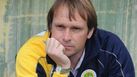 ألان غيغر يدخل السباق.. بيرة يتفاوض  وادارة الموب تصر على ألان ميشال