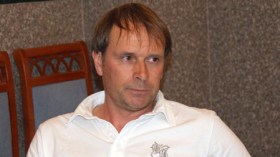 مناجير ڤيڤر بسطيف وحديث عن عرض من حداد