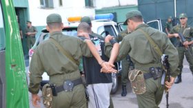 الدرك يسترجع سيارة مسروقة ويحجز مخدرات وخمورا في المسيلة