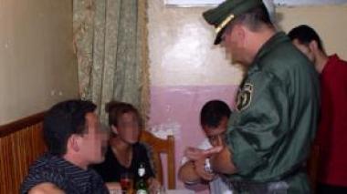 Sur les traces des trafiquants de drogue et d’armes