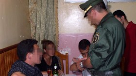 تجنيد بنات الليل لتهريب المخدرات و السلاح للجزائر