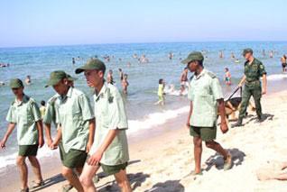 120,000 policemen to ensure security during summer season in Algeria
