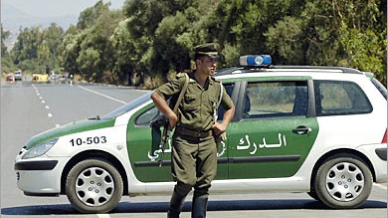 تكثيف الحراسة على الأجانب والشخصيات وتأمين نقل الأموال والمتفجرات