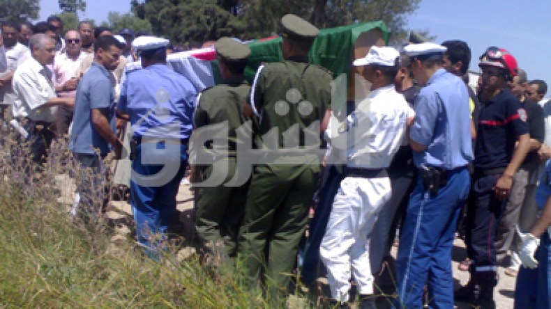 الجزائريون يردون بقوة عبر الشروق: عناصر الأمن أبناء الشعب وإخواننا ولاعلاقة للإرهابيين بالإسلام