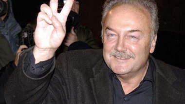 La caravane d’aides humanitaires vers Gaza: George Galloway exhorte Hosni Moubarak à autoriser le convoi à passer par l’Egypte