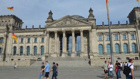 جزائريون عالقون في ألمانيا يستنجدون بالرئيس لإعادتهم إلى الجزائر