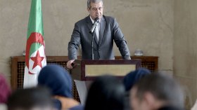 الحكومة لم تصدر أيّ تعليمة لقمع المتظاهرين!