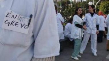 Les médecins résidents maintiennent leur grève