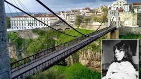 لطالما أنشدت “قسما” ورددت “جميلة”.. حب الجزائر استثنائي