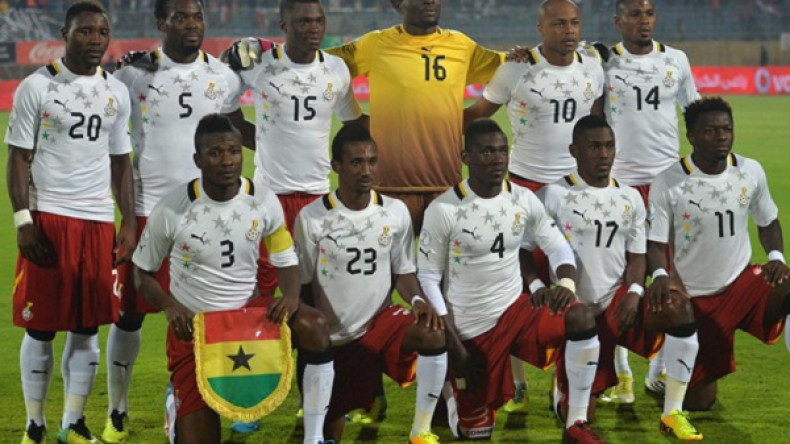 مدرب غانا يكشف عن قائمة من 26 لاعبا.. ويعيد الإخوة آيو وبواتينغ