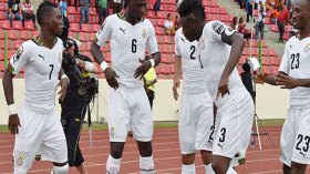 النجوم السوداء تدهس “السيلي” وتبلغ المربع الذهبي