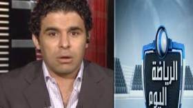 كومبارس مبارك يتسول الاحتراف باستغفال الشعب المصري