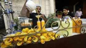 مشروبات‭ ‬خطيرة‭ ‬توزع‭ ‬في‭ ‬كؤوس‭ ‬مسمومة‭ ‬بغرداية‭ ‬