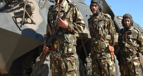 Arrivée des militaires et découverte d'armes à feu à Ghardaïa