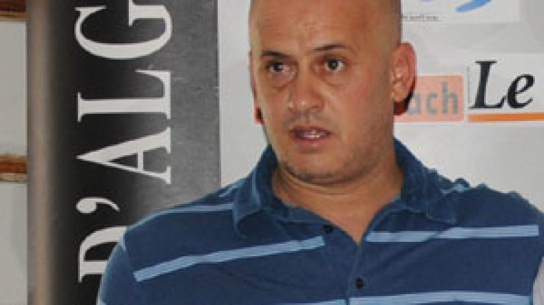 “سيّرنا  الفريق  بدون  أموال  والمولودية  قوية  برجالها  وأنصارها “