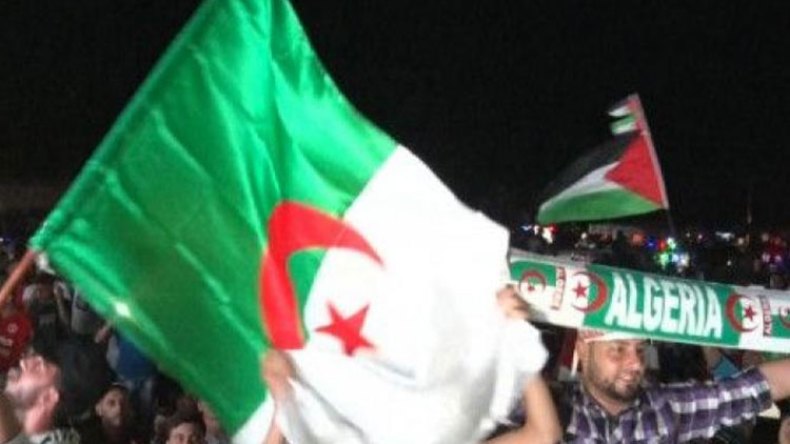 هكذا احتفل الفلسطينيون بتتويج الجزائر بـ “الكان” في الضفة وغزة والقدس