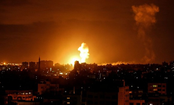 Palestine: Raids aériens israéliens sur la bande de Ghaza