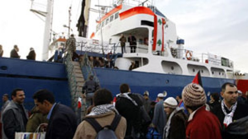 “ناجي العلي” تبحر نحو قبرص رغم التهديدات الإسرائيلية