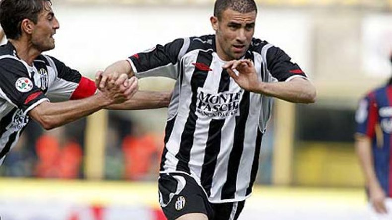 “‬المناجير‮” ‬جيوسيبي‮ ‬غالي: غزال‮ ‬يستحق‮ ‬فريقا‮ ‬أفضل‮ ‬من‮ ‬بارما‮!‬؟