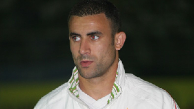 “قميص الفوز على مصر سيبقى تذكارا في بيت العائلة”