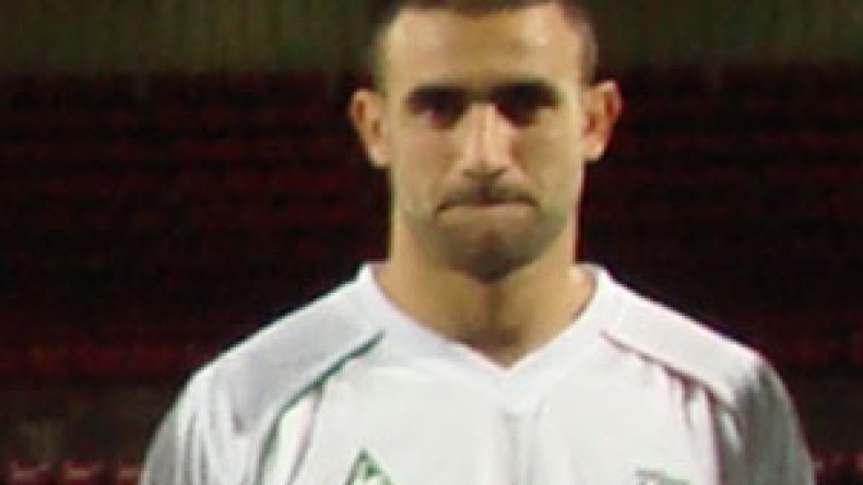 “أنا مسلم، أصوم رمضان وحلمي اللعب لميلان”