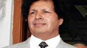 قذاف الدم ينفي وضعه رهن الإقامة الجبرية في مكتبه بالقاهرة