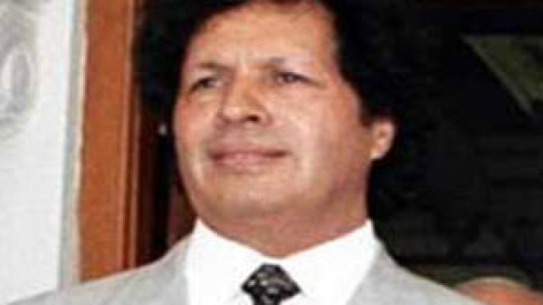 قذاف الدم ينفي وضعه رهن الإقامة الجبرية في مكتبه بالقاهرة