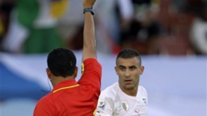 غزال‭ ‬يدخل‭ ‬بديلا،‭ ‬يلعب‭ ‬15‭ ‬دقيقة‭ ‬فقط‭ ‬ويطرد‭ ‬