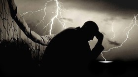 هل أخبره بأن ابنته وزوجته سواء في مستنقع الفساد؟