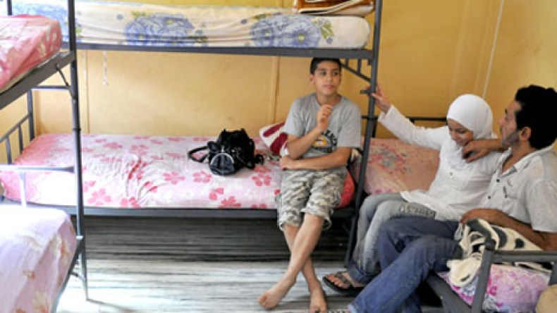 المغرب يزعم إبعاد الجزائر لـ 40 لاجئا سوريا نحو ترابه