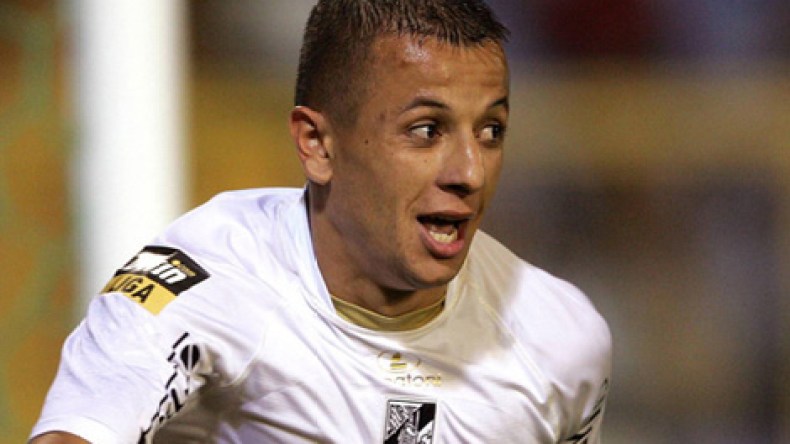 مدرب رامس: قد نحتفظ بـ غيلاس إذا كان مقابله المالي معقولا