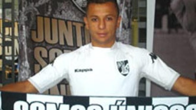 أرسنال يعرض 1.75 مليون جنيه استرليني لضم غيلاس