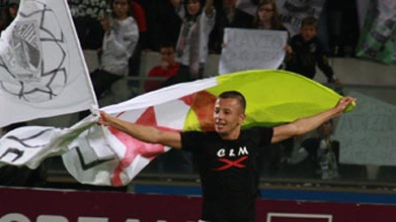 الريال ومانشستر يدخلان السباق لضم غيلاس