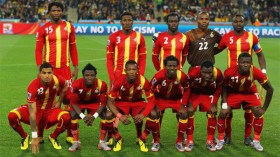 مدرب غانا يقترح تربصا في إسبانيا ويرفض جنوب إفريقيا وأبو ظبي