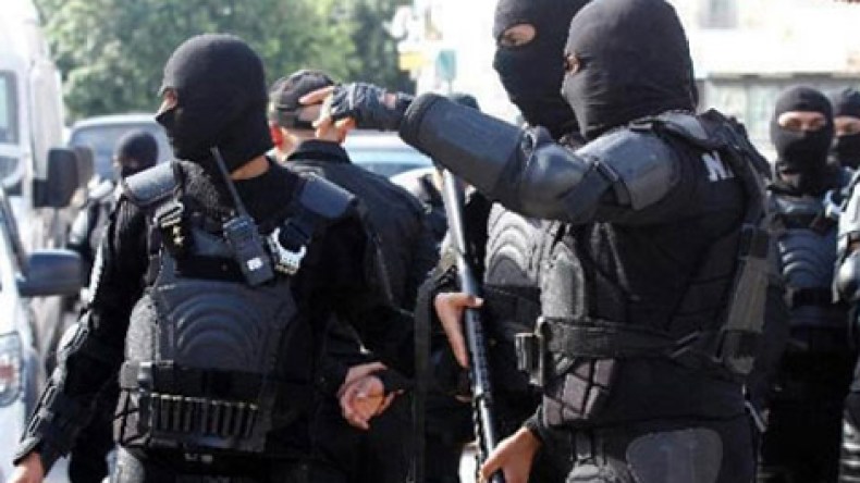 قوات الأمن الفلبينية تعتقل كبار زعماء الحزب الشيوعي