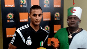 منظمو “الكان” يضعون “نجمة سداسية” على علم الجزائر